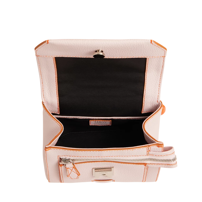 Ninon De Lancel - Image 4