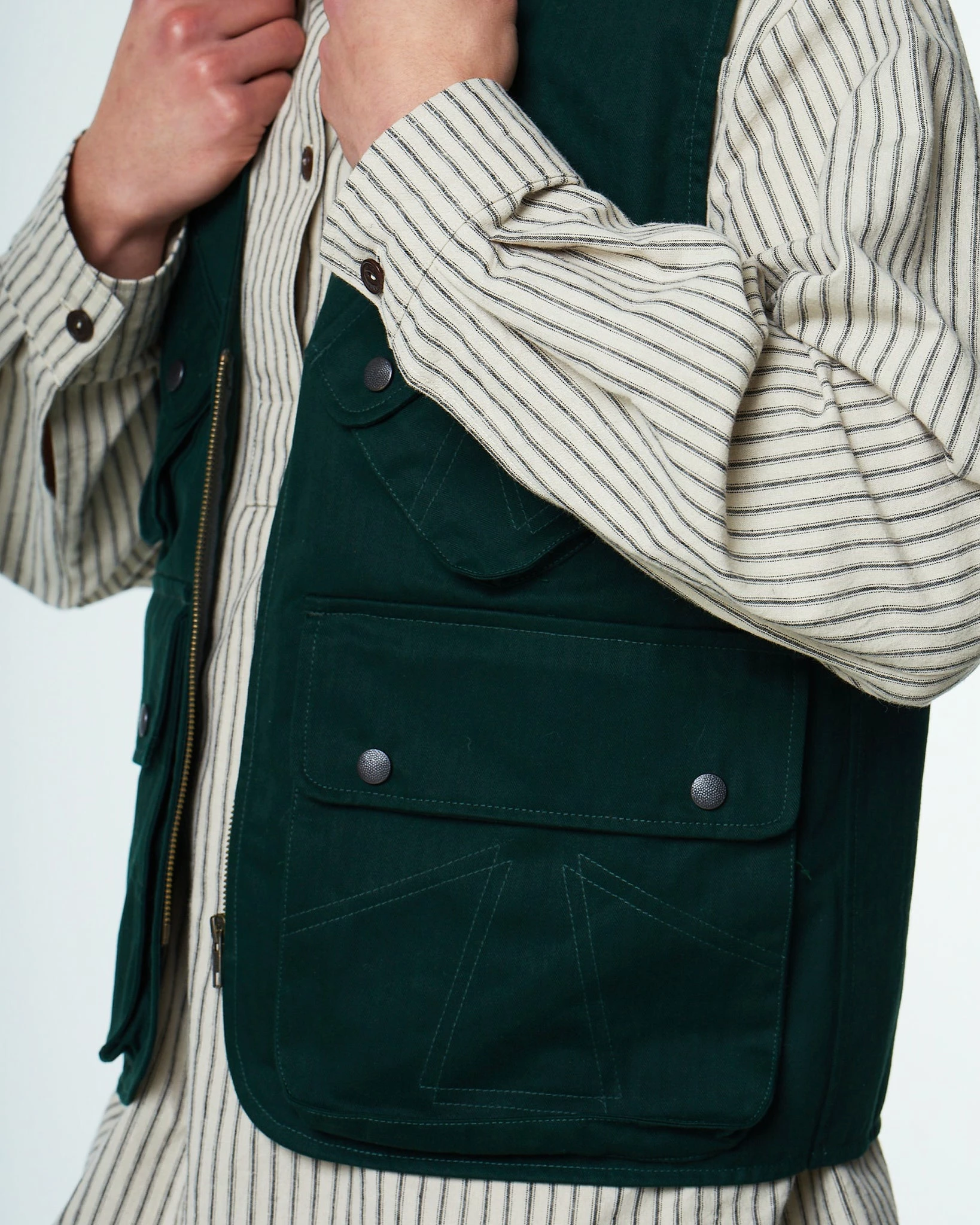 Eat Dust TROPICAL VEST HERRINGBONE WAX Bottle Green - Image 3